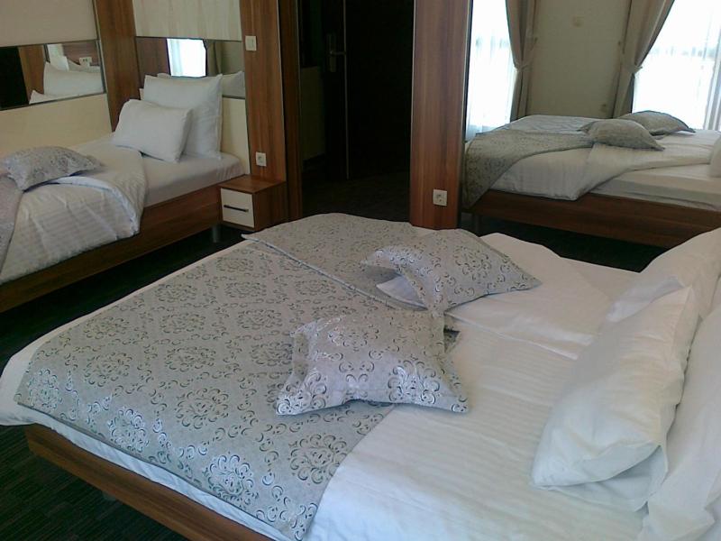 hotel-lighthouse-igalo_8